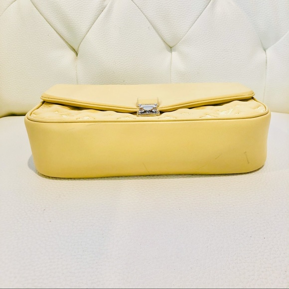 ⭕️SOLD⭕️Like new LV limited edition - Picture 4 of 15